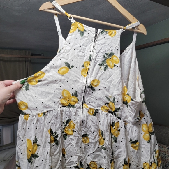 Plus size torrid lemon print baby doll top - Picture 2 of 3